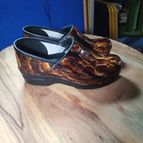 Dansko Professional Tigers Eye Clog EU 38, US 7.5-8 - Picture 2 of 9